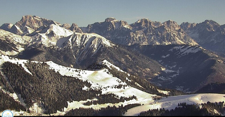 Webcam Passo Brocon-Marande - Passo Brocon e Pale di S.Martino