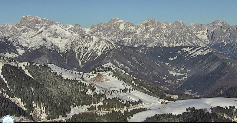 Webcam Passo Brocon-Marande - Passo Brocon e Pale di S.Martino