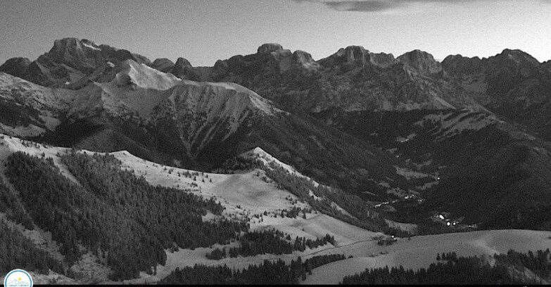 Webcam Passo Brocon-Marande - Passo Brocon e Pale di S.Martino