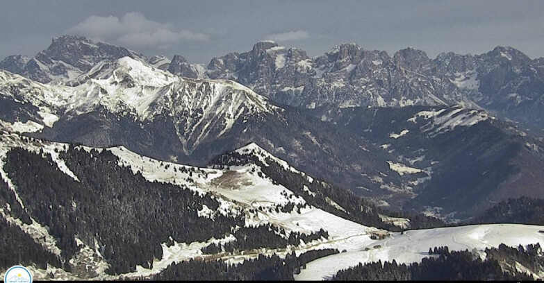 Webcam Passo Brocon-Marande - Brocon Pass and Pale di S.Martino 