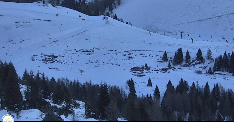 Webcam Passo Brocon-Marande - Chair lift Valfontane