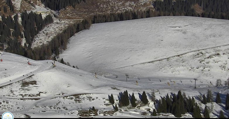 Webcam Passo Brocon-Marande - Chair lift Valfontane