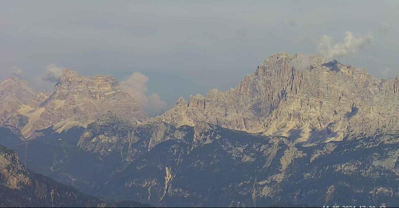 Webcam Passo San Pellegrino-Falcade - Pelmo