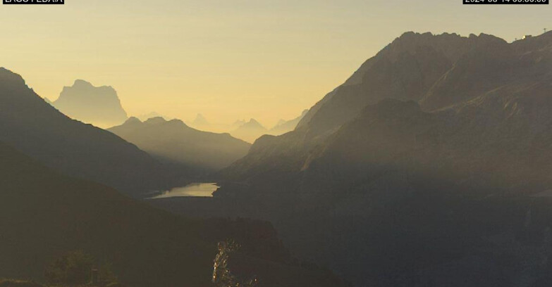 Webcam Canazei-Belvedere - Lago e Passo Fedaia