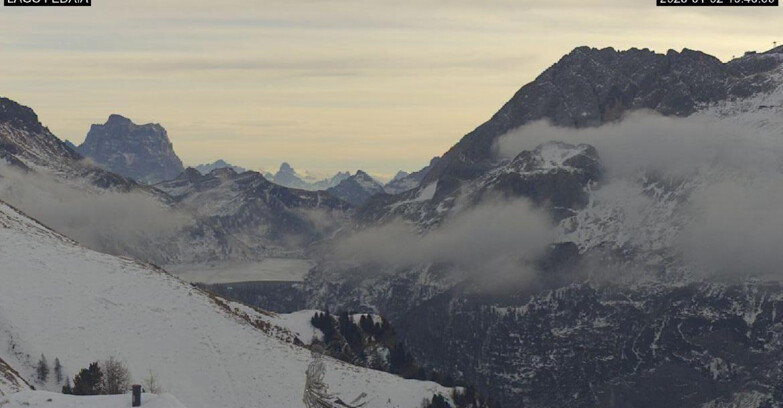 Webcam Canazei-Belvedere - Lago e Passo Fedaia