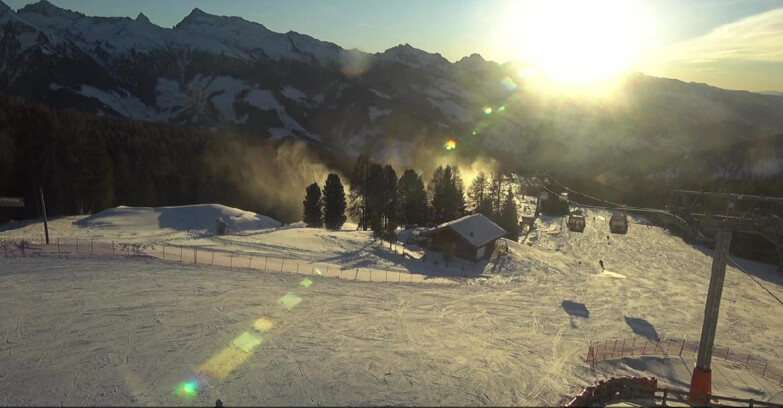 Webcam Bellamonte-Alpe Lusia - Pista Le Fassane e Morea Snowpark