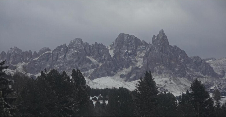 Webcam Белламонте-Альпе-Лусиа  - Pale di San Martino