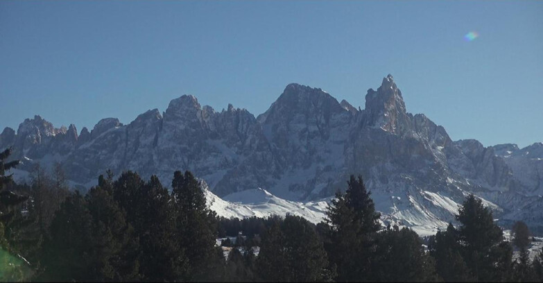 Webcam Bellamonte-Alpe Lusia  - Pale di San Martino