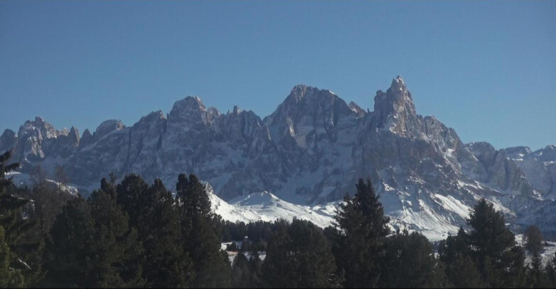 Webcam Bellamonte-Alpe Lusia  - Pale di San Martino