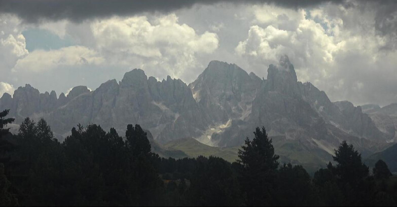 Webcam Bellamonte-Alpe Lusia - Pale di San Martino