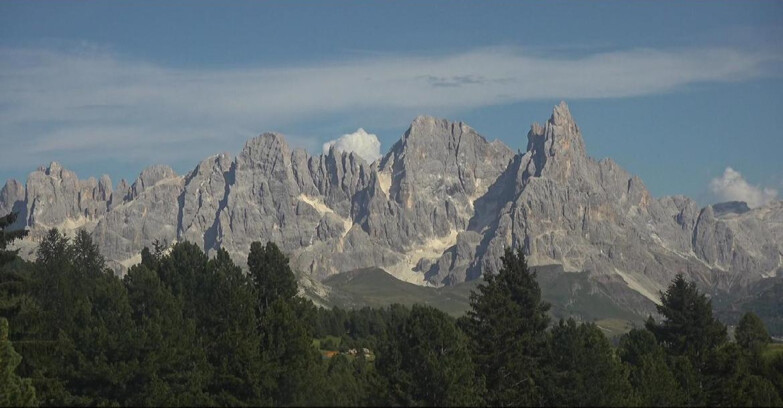 Webcam Bellamonte-Alpe Lusia  - Pale di San Martino