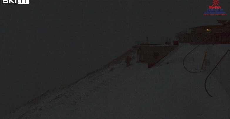 Webcam Pinzolo - Rifugio Doss del Sabion - 2100m