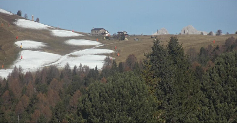 Webcam Белламонте-Альпе-Лусиа  - Pista Dolomitica