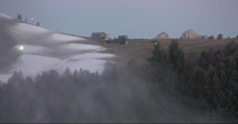 Webcam Белламонте-Альпе-Лусиа  - Pista Dolomitica