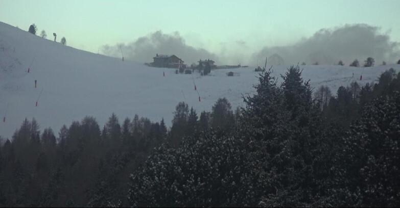 Webcam Белламонте-Альпе-Лусиа  - Pista Dolomitica