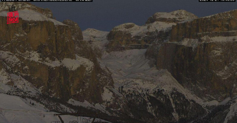 Webcam Campitello-Mazzin-Col Rodella  - Canazei - Belvedere - Skiarea Belvedere