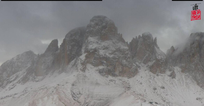 Webcam Кампителло-Маццин-Кол-Роделла  - Campitello di Fassa - Col Rodella - Gruppo del Sassolungo