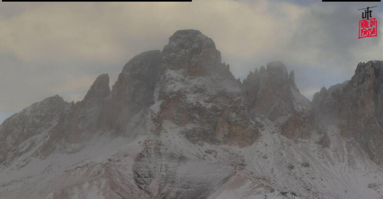 Webcam Кампителло-Маццин-Кол-Роделла  - Campitello di Fassa - Col Rodella - Gruppo del Sassolungo