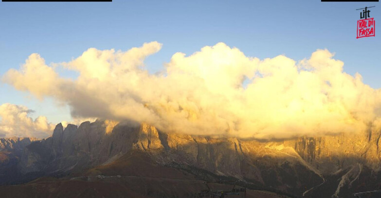 Webcam Campitello-Mazzin-Col Rodella - Canazei - Passo Pordoi - Sass Pordoi