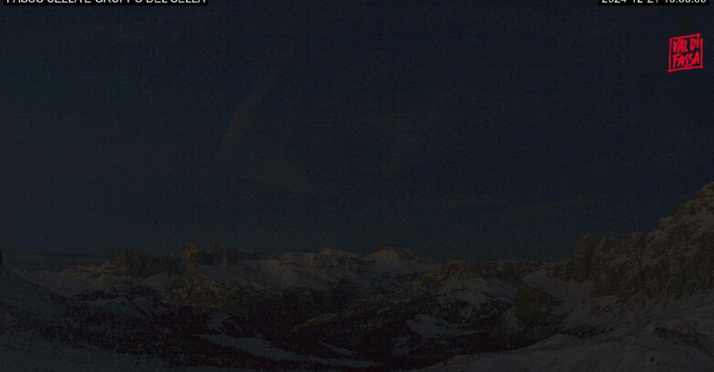 Webcam Campitello-Mazzin-Col Rodella  - Canazei - Passo Pordoi - Sass Pordoi