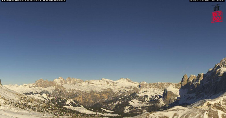 Webcam Campitello-Mazzin-Col Rodella  - Canazei - Passo Pordoi - Sass Pordoi