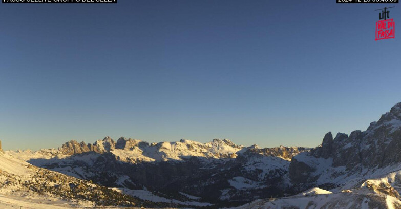 Webcam Campitello-Mazzin-Col Rodella  - Canazei - Passo Pordoi - Sass Pordoi