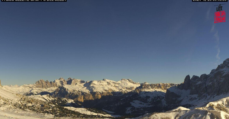 Webcam Campitello-Mazzin-Col Rodella  - Canazei - Passo Pordoi - Sass Pordoi