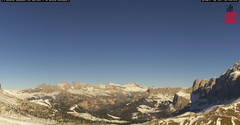 Webcam Campitello-Mazzin-Col Rodella - Canazei - Passo Pordoi - Sass Pordoi