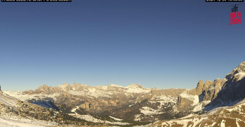 Webcam Campitello-Mazzin-Col Rodella - Canazei - Passo Pordoi - Sass Pordoi