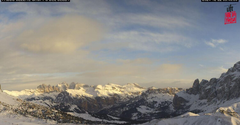 Webcam Campitello-Mazzin-Col Rodella  - Campitello di Fassa - Canazei - Gruppo del Sella