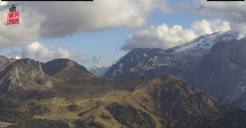 Webcam Campitello-Mazzin-Col Rodella - Canazei - Marmolada