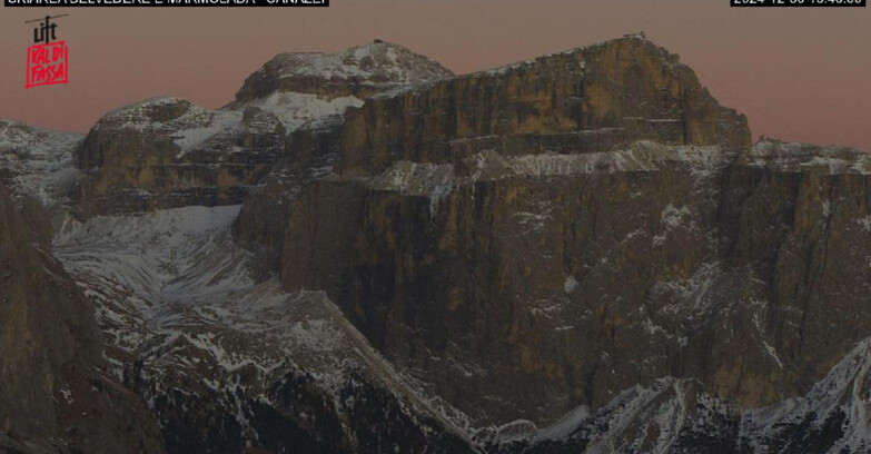 Webcam Campitello-Mazzin-Col Rodella - Canazei - Marmolada