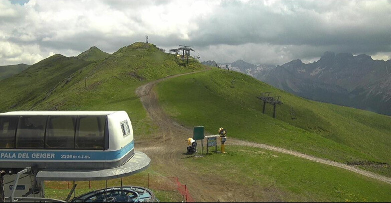 Webcam Pozza di Fassa-Aloch-Buffaure  - Col de Valvacin - Stazione a Monte