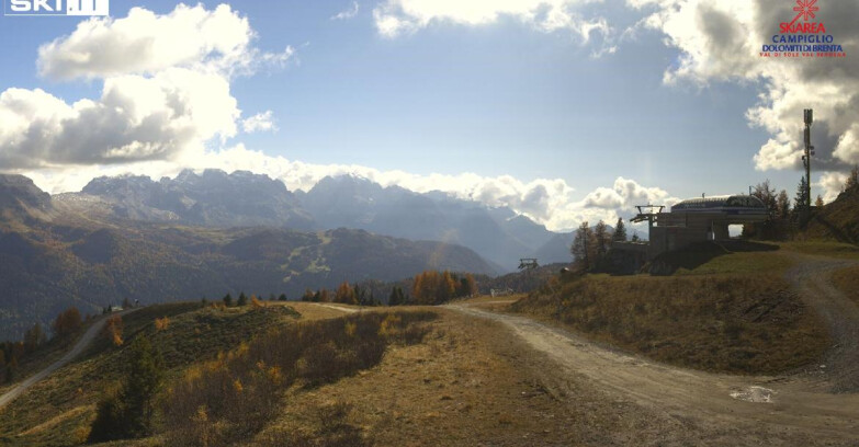 Webcam Folgarida-Marilleva  (Skiarea Campiglio Dolomiti di Brenta - Val di Sole Val Rendena) - Seggiovia Malghette 