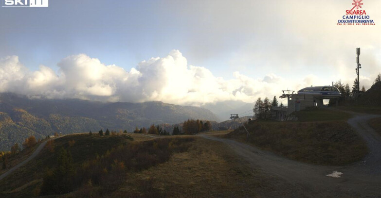 Webcam Folgarida-Marilleva  (Skiarea Campiglio Dolomiti di Brenta - Val di Sole Val Rendena) - Seggiovia Malghette 