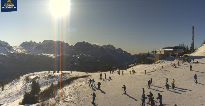 Webcam Skiarea Campiglio Dolomiti di Brenta Val di Sole Val Rendena - Seggiovia Malghette 