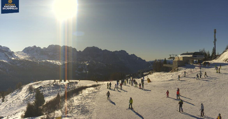 Webcam Skiarea Campiglio Dolomiti di Brenta Val di Sole Val Rendena - Seggiovia Malghette 