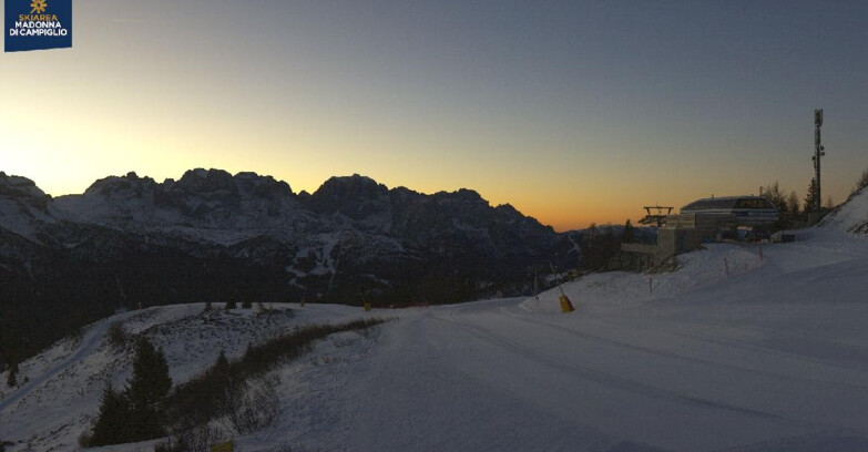 Webcam Skiarea Campiglio Dolomiti di Brenta Val di Sole Val Rendena - Seggiovia Malghette 