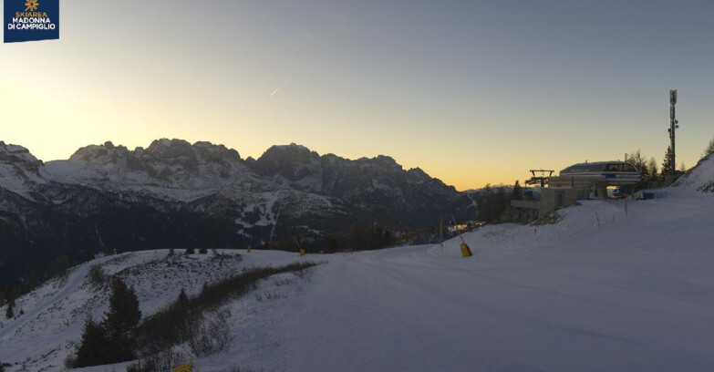 Webcam Skiarea Campiglio Dolomiti di Brenta Val di Sole Val Rendena - Seggiovia Malghette 