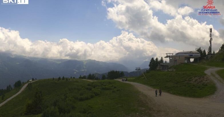 Webcam Folgarida-Marilleva  (Skiarea Campiglio Dolomiti di Brenta - Val di Sole Val Rendena) - Seggiovia Malghette 