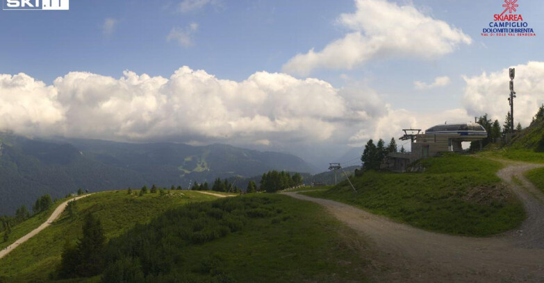 Webcam Folgarida-Marilleva  (Skiarea Campiglio Dolomiti di Brenta - Val di Sole Val Rendena) - Seggiovia Malghette 