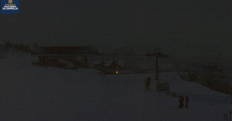 Webcam Skiarea Campiglio Dolomiti di Brenta Val di Sole Val Rendena - Seggiovia Orso Bruno 