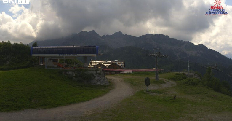 Webcam Ski area Campiglio Dolomiti di Brenta Val di Sole Val Rendena - Seggiovia Orso Bruno 
