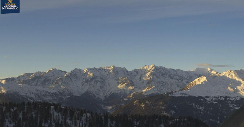 Webcam Folgarida-Marilleva  (Skiarea Campiglio Dolomiti di Brenta - Val di Sole Val Rendena) - Gruppo Ortles Cevedale  