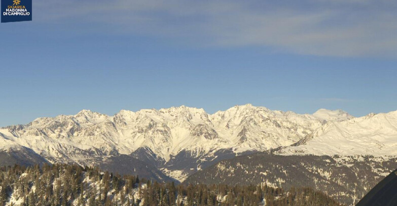 Webcam Folgarida-Marilleva  (Skiarea Campiglio Dolomiti di Brenta - Val di Sole Val Rendena) - Gruppo Ortles Cevedale  