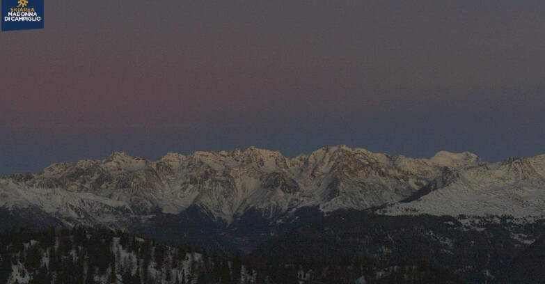 Webcam Folgarida-Marilleva  (Skiarea Campiglio Dolomiti di Brenta - Val di Sole Val Rendena) - Gruppo Ortles Cevedale 