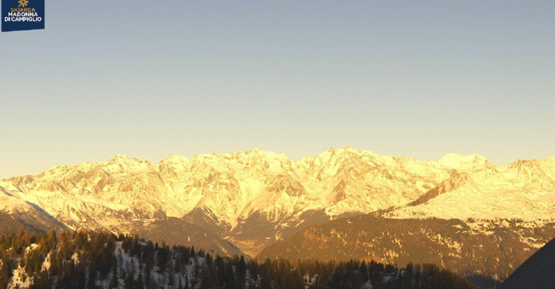 Webcam Folgarida-Marilleva  (Skiarea Campiglio Dolomiti di Brenta - Val di Sole Val Rendena) - Gruppo Ortles Cevedale 