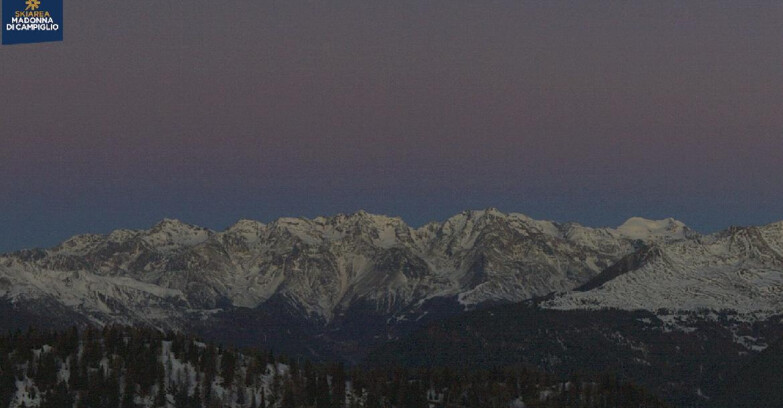 Webcam Skiarea Campiglio Dolomiti di Brenta Val di Sole Val Rendena - Gruppo Ortles Cevedale 