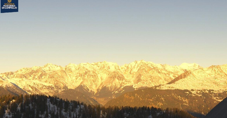 Webcam Skiarea Campiglio Dolomiti di Brenta Val di Sole Val Rendena - Gruppo Ortles Cevedale 