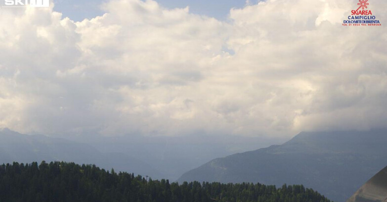 Webcam Folgarida-Marilleva  (Skiarea Campiglio Dolomiti di Brenta - Val di Sole Val Rendena) - Gruppo Ortles Cevedale 